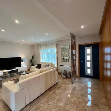 Nell&and&jess Prázdninový dům *